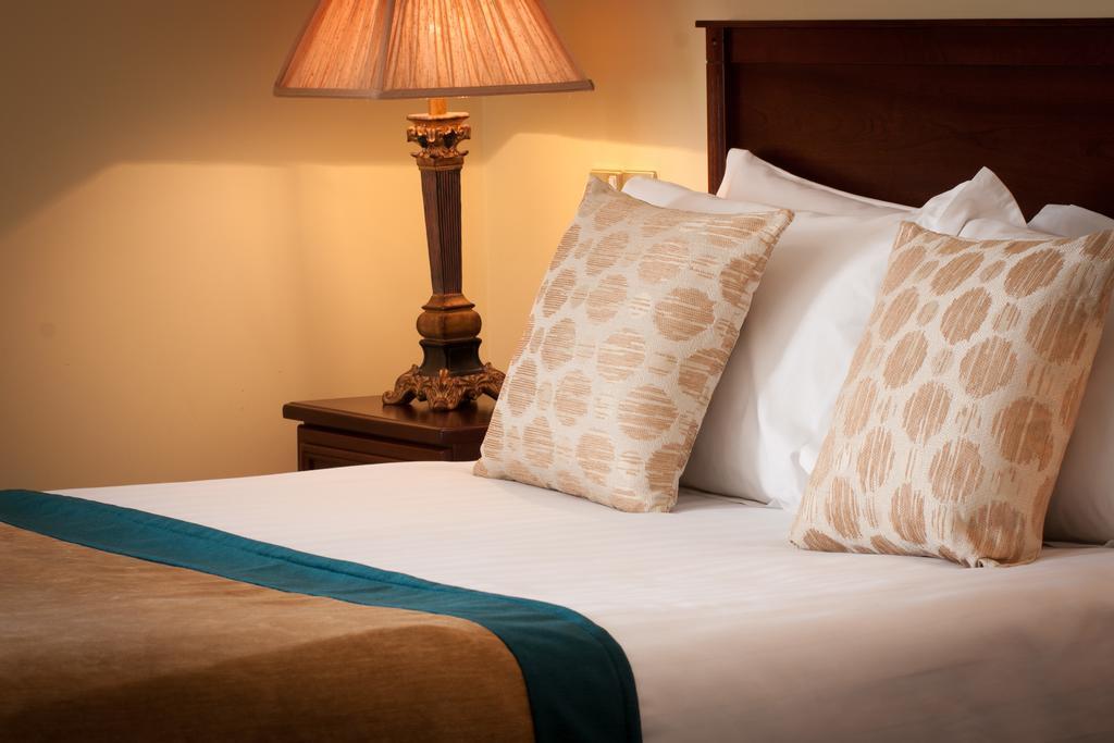 Meadow Court Hotel Лохрей Номер фото