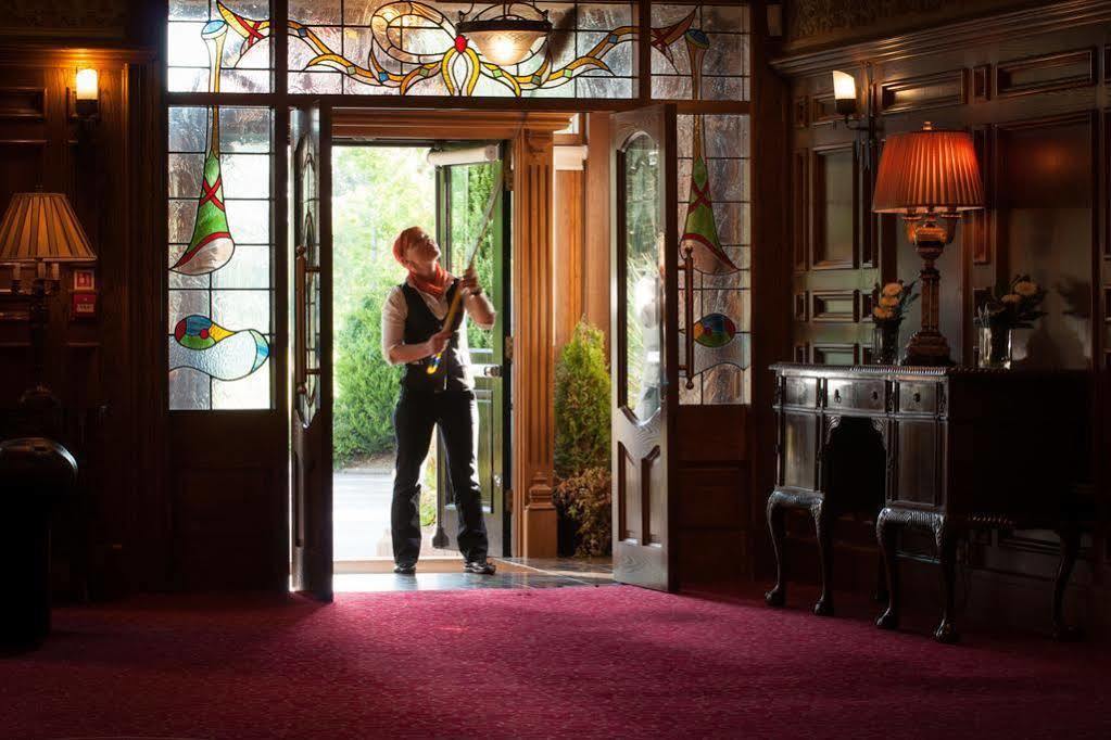Meadow Court Hotel Лохрей Экстерьер фото